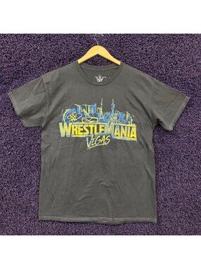 Wrestlemania 42 Las Vegas Nevada WWE Fan Event T-Shirt L
